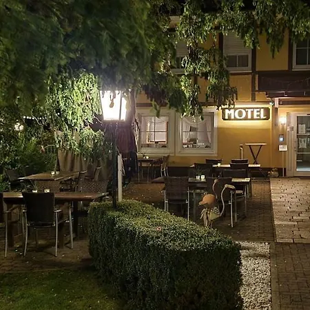 Rl Motel *